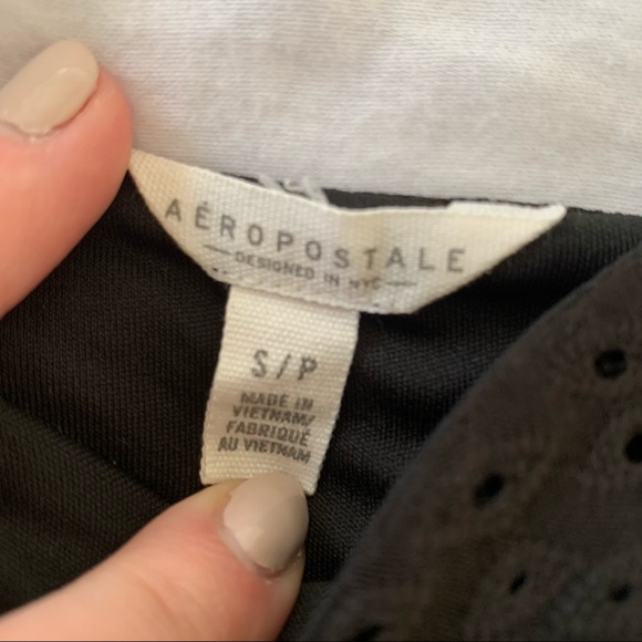 3 for $20 🌟 Black eyelet dress - Picture 4 of 6